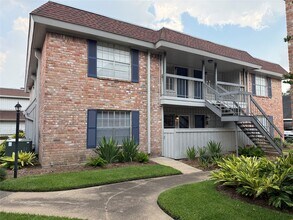 Building Photo - 2350 Bering Dr
