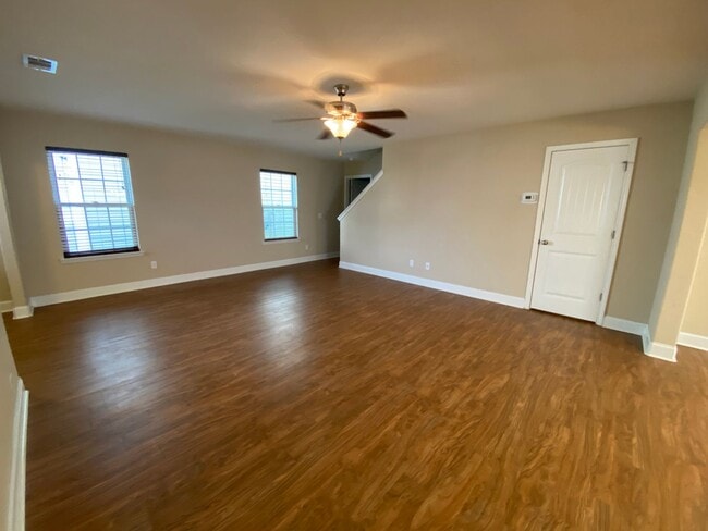 Foto del edificio - Savannah Convenience