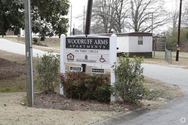 Building Photo - Woodruff Arms Apartments