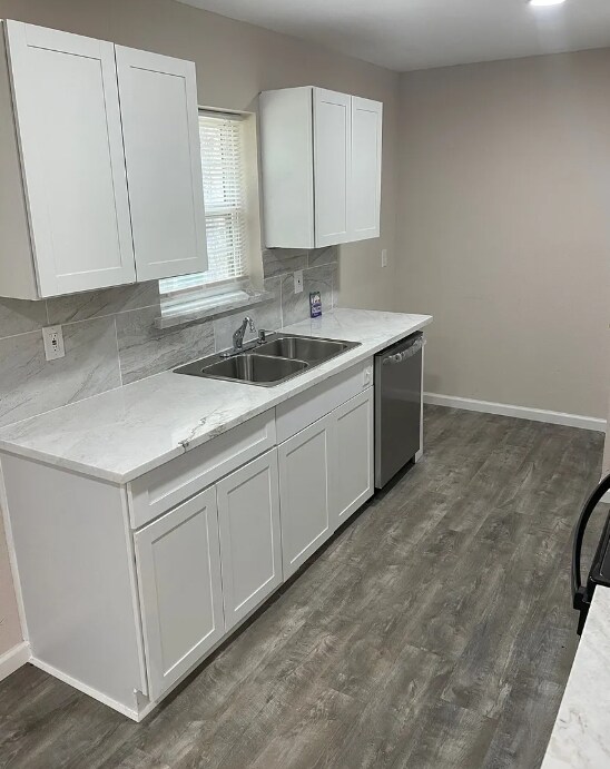 Photo - 3954 Cambridge Dr House