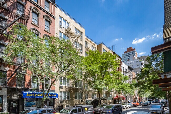 Foto del edificio - 311 E 75th St