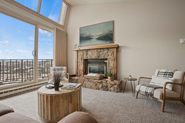 Foto del edificio - 2270 Storm Meadows Dr