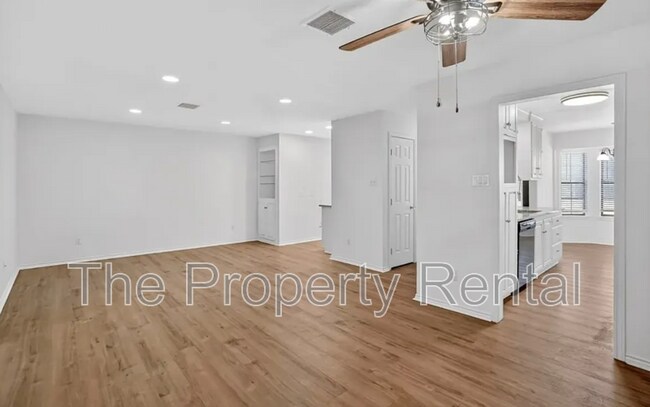 Foto del edificio - 3220 Preston Dr