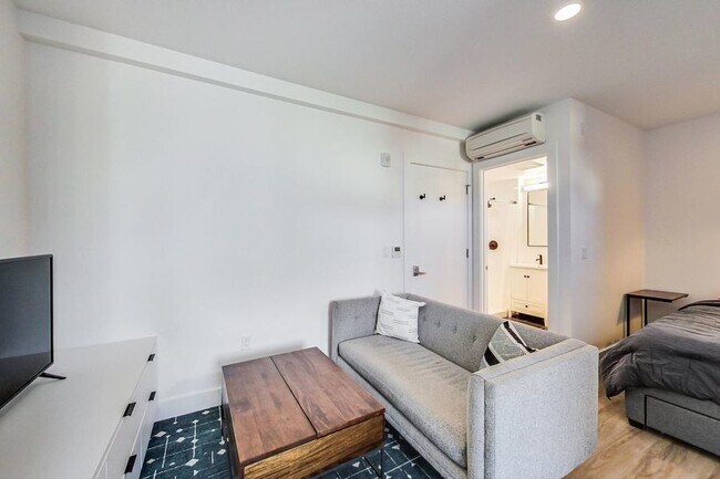 Building Photo - Artthaus Northgate: New Luxury Apartments!...
