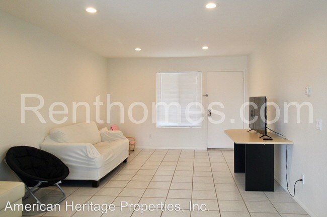 Building Photo - 3 br, 1 bath House - 10938 Westmore Lane