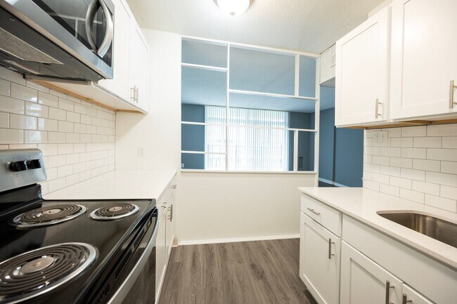 Foto del interior - Creswood Apartments- Come home to Convenience!