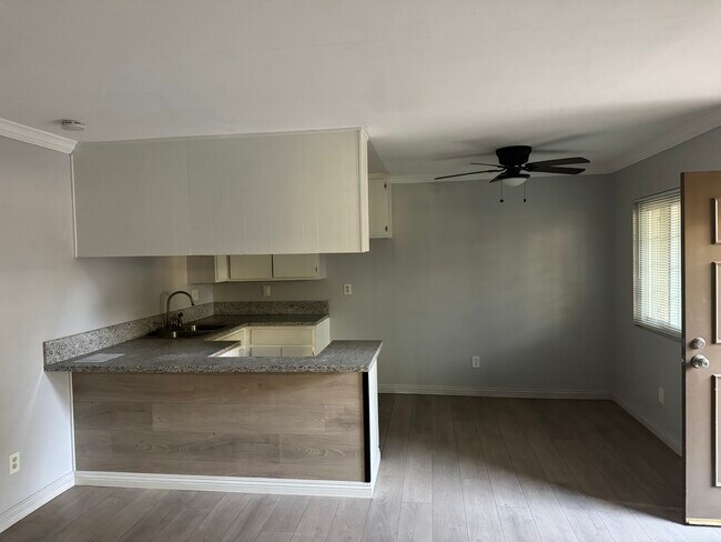 Foto del edificio - 10109 Buford Ave