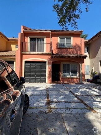 Building Photo - 948 SW 6th Pl