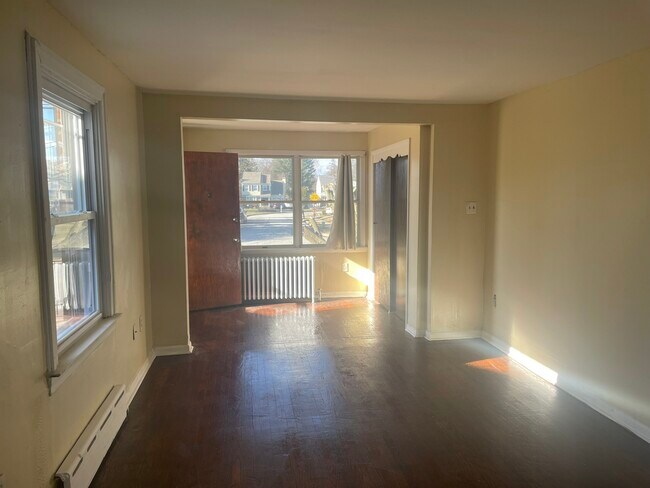 Building Photo - 77 S Sproul Rd