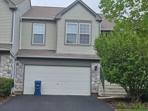 Building Photo - 3106 Bromley Ln