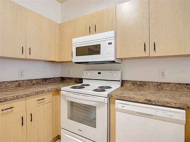 Building Photo - 20202 Indian Creek Dr