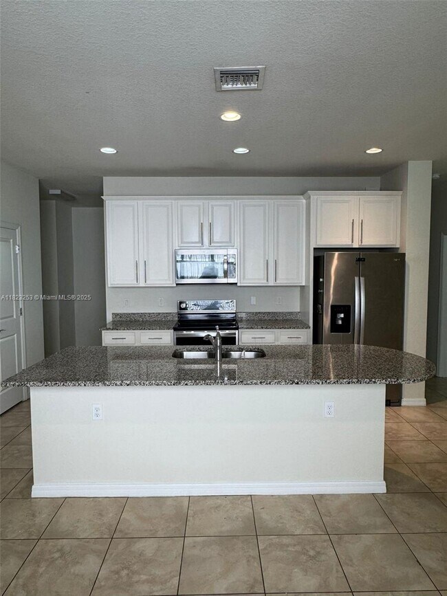 Foto del edificio - 4255 Large Leaf Ln