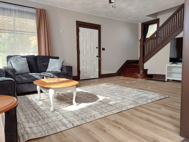 Foto del edificio - 212 N Washington St