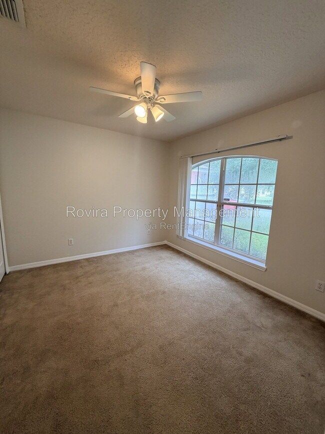Building Photo - 175 Ridgebrook Ct