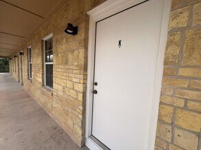 Building Photo - 4018 San Agustin Ave