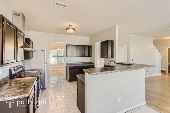 Foto del edificio - 143 Biscayne Terrace, Hampton, GA, 30228