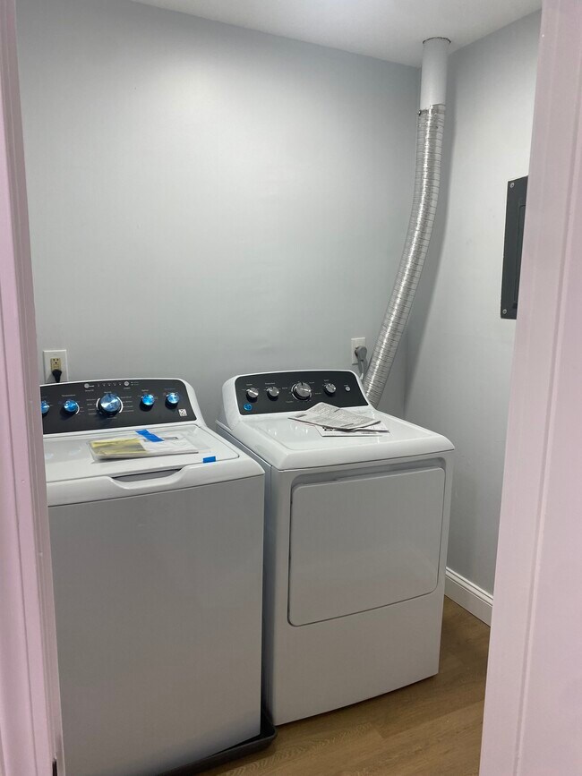 In unit laundry - 500 Water St