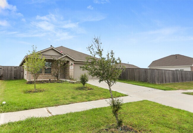 Building Photo - 4627 Sterling Pr Trl