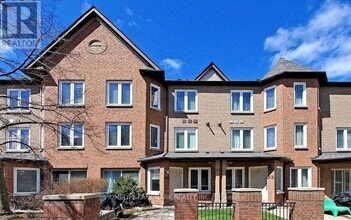 Building Photo - 735 New Westminster Dr