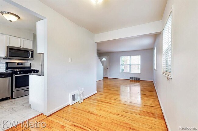 Foto del edificio - 3356 Coolidge Hwy