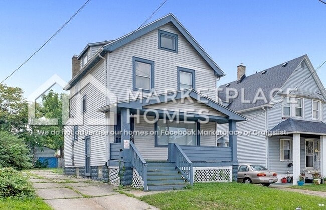 Building Photo - 7906 Dorver Ave