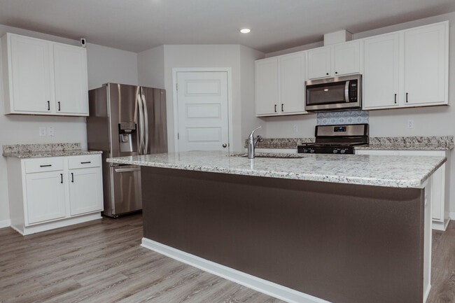 Foto del edificio - 2801 Patriot Ridge Dr