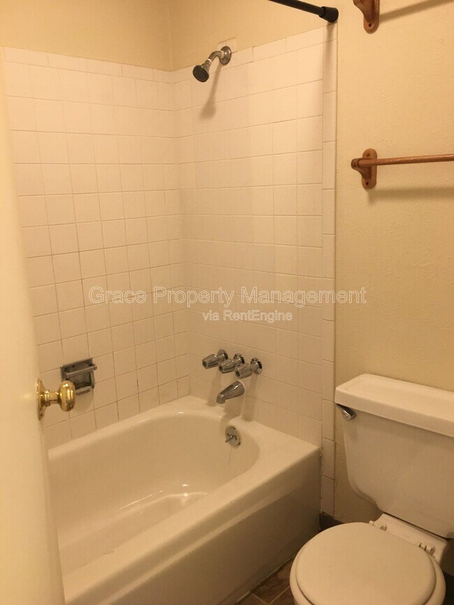 Foto del edificio - 7091 Hooker St