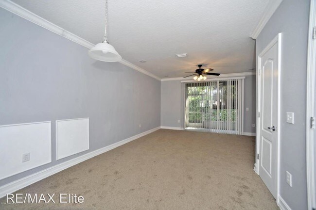 Building Photo - 1301 Hampton Park Ln