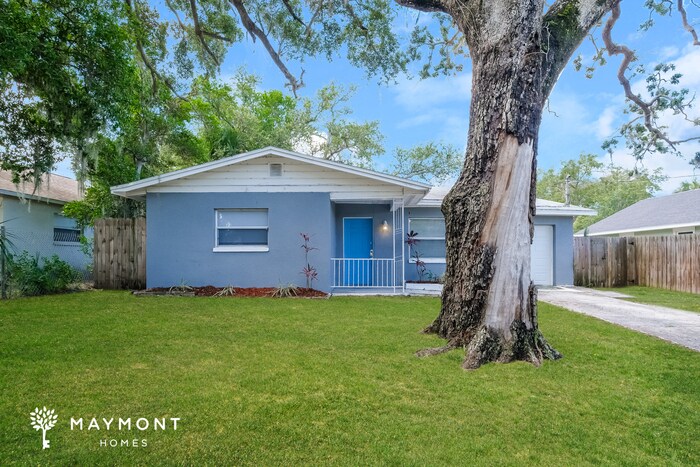 Foto principal - 1161 Russell St