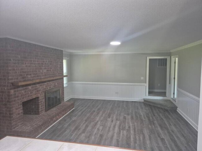 Foto del edificio - 3-Bedroom 2 Bath House