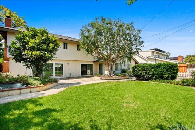 Building Photo - 2024 Balearic Dr