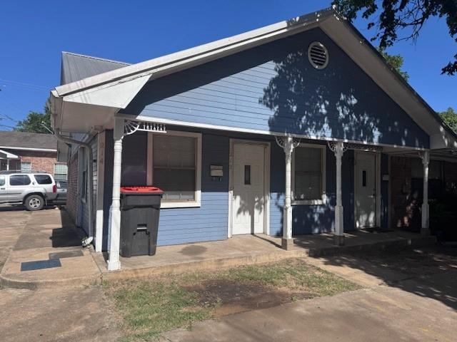 Foto principal - 212 16th St SE
