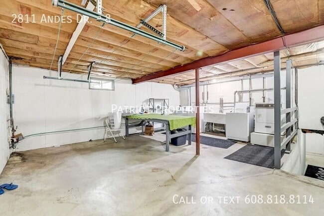 Building Photo - 2811 Andes Dr
