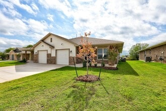 Building Photo - 618 Juniper St