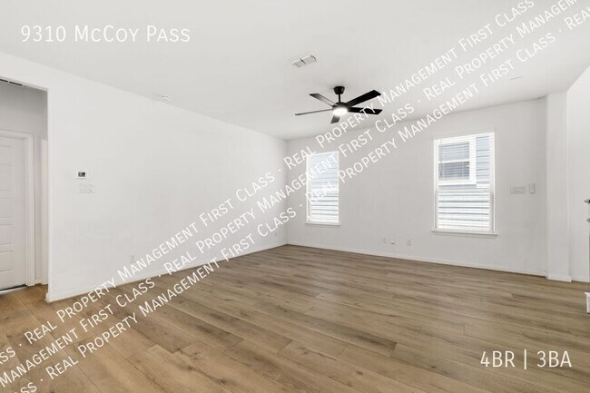 Foto del edificio - 9310 McCoy Pass