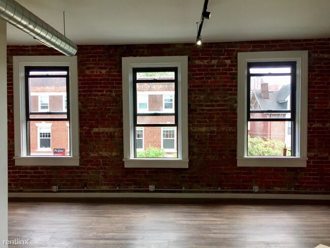 Building Photo - 4411 Butler St