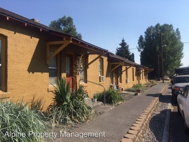 Primary Photo - 61396 S Hwy 97