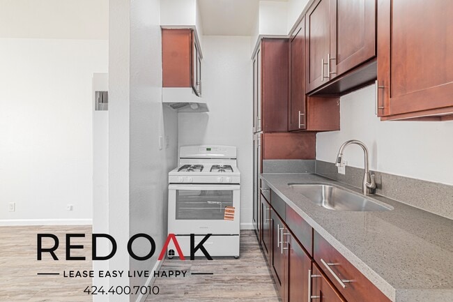 Foto del edificio - 4241 Van Horne Ave