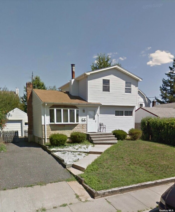 Primary Photo - 246 N 3rd St