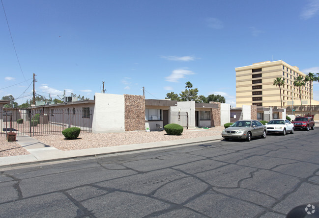 Foto del edificio - Cabrillo Pointe