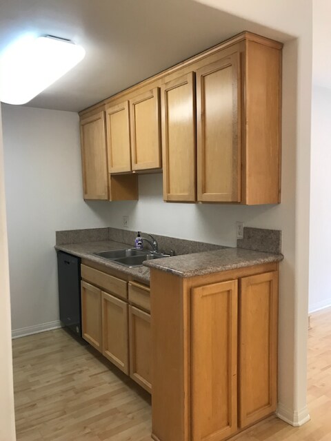 Foto del edificio - 3643 Dunn Dr