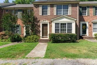 Building Photo - 132 Popular Ct