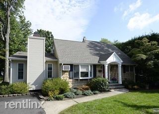 Primary Photo - 3 br, 2 bath House - 96 College Rd