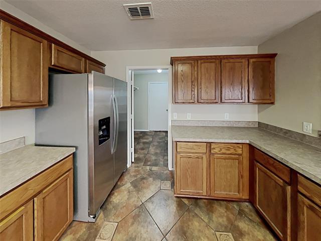Building Photo - 316 Memory Dr