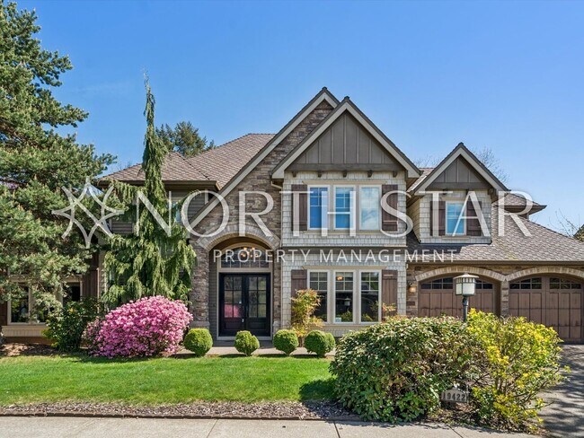 Foto del edificio - Sun-Filled 5-Bedroom Retreat Near Parks & River