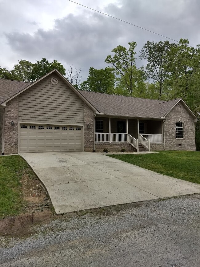 Building Photo - 6345 Osage Rd