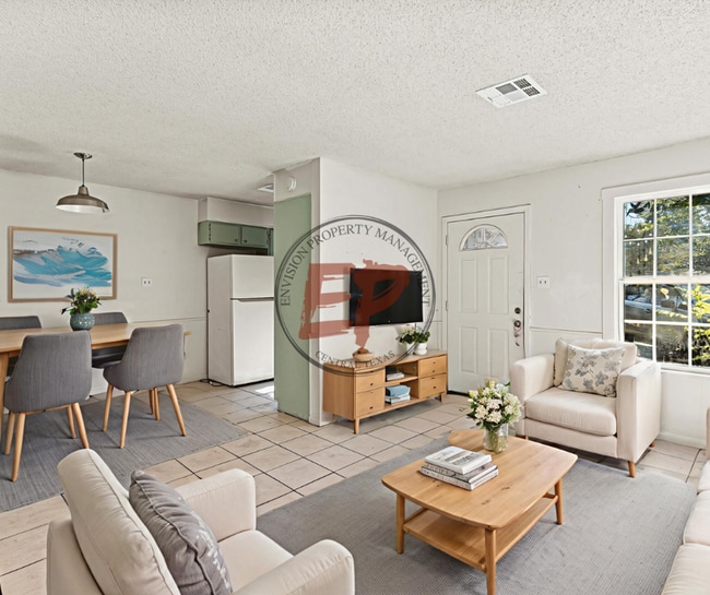 Building Photo - 3627 Colcord Ave