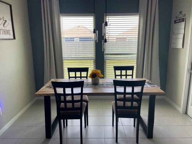 Foto del edificio - 7503 McCulloch Rd