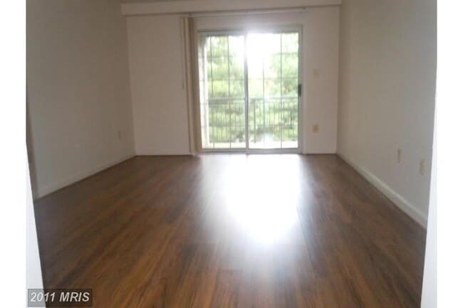 Foto del edificio - 3 Bedroom Condo Located In The Kentlands