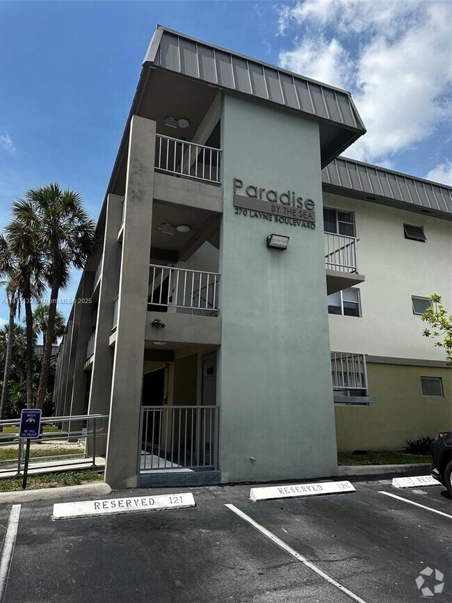 Building Photo - 270 Layne Blvd